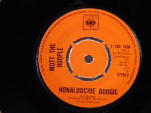 Mott The Hoople:  Honaloochie Boogie  EX+  7"  4 PRONG CTR