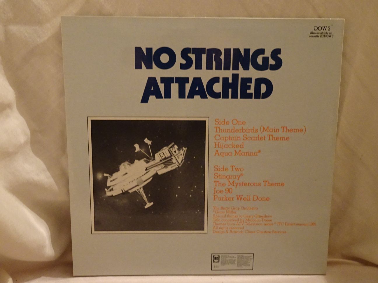 Barry Gray Orchestra No Strings Attached 1985 EX++ 10" Gerry Anderson