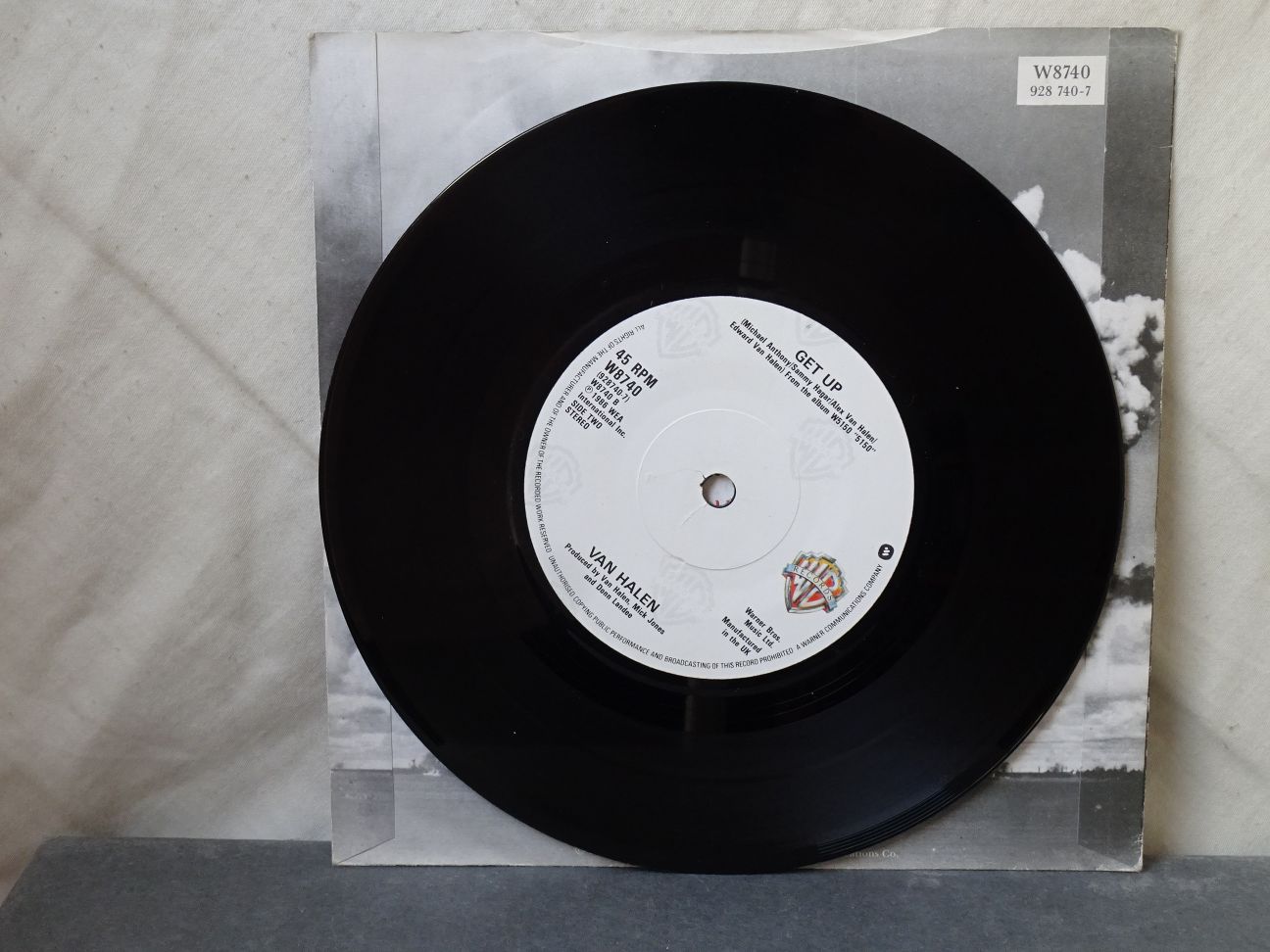 Van Halen: Why Can't This Be Love 1986 EX 7" - Image 2