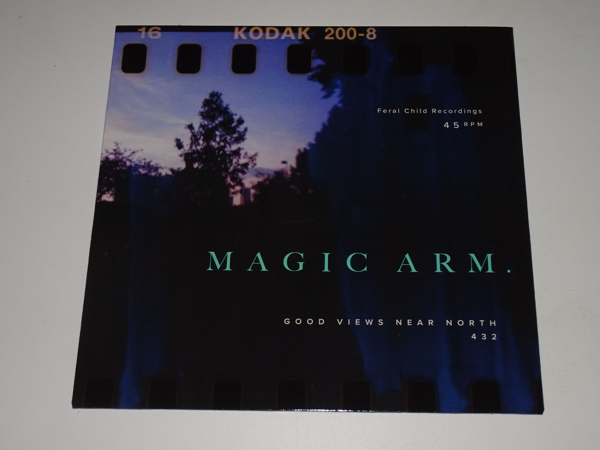 MAGIC ARM: Good Views Near North NEW ltd Feral Child 7"