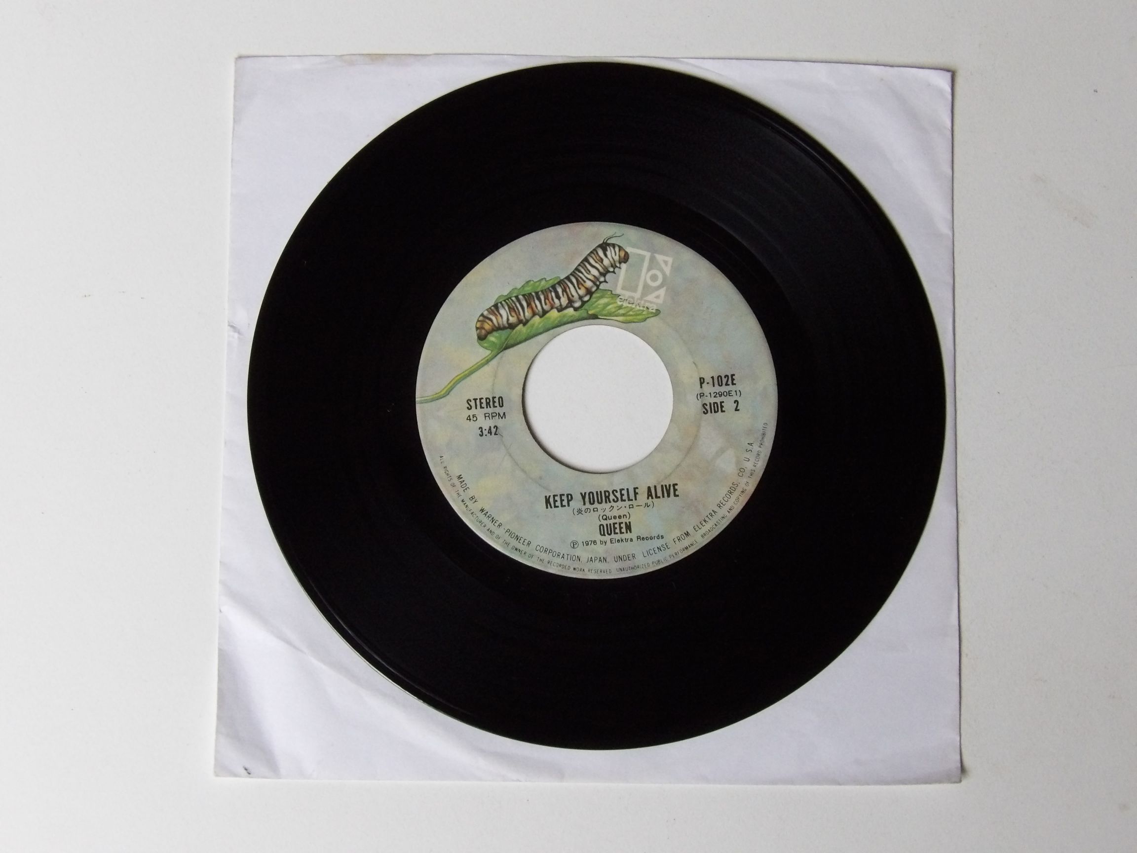 Queen: Now I'm Here 1976 JAPANESE 7" - Image 3
