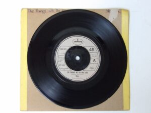 10CC:  The Things We Do For Love   1976  EX  7"  (Solid label)