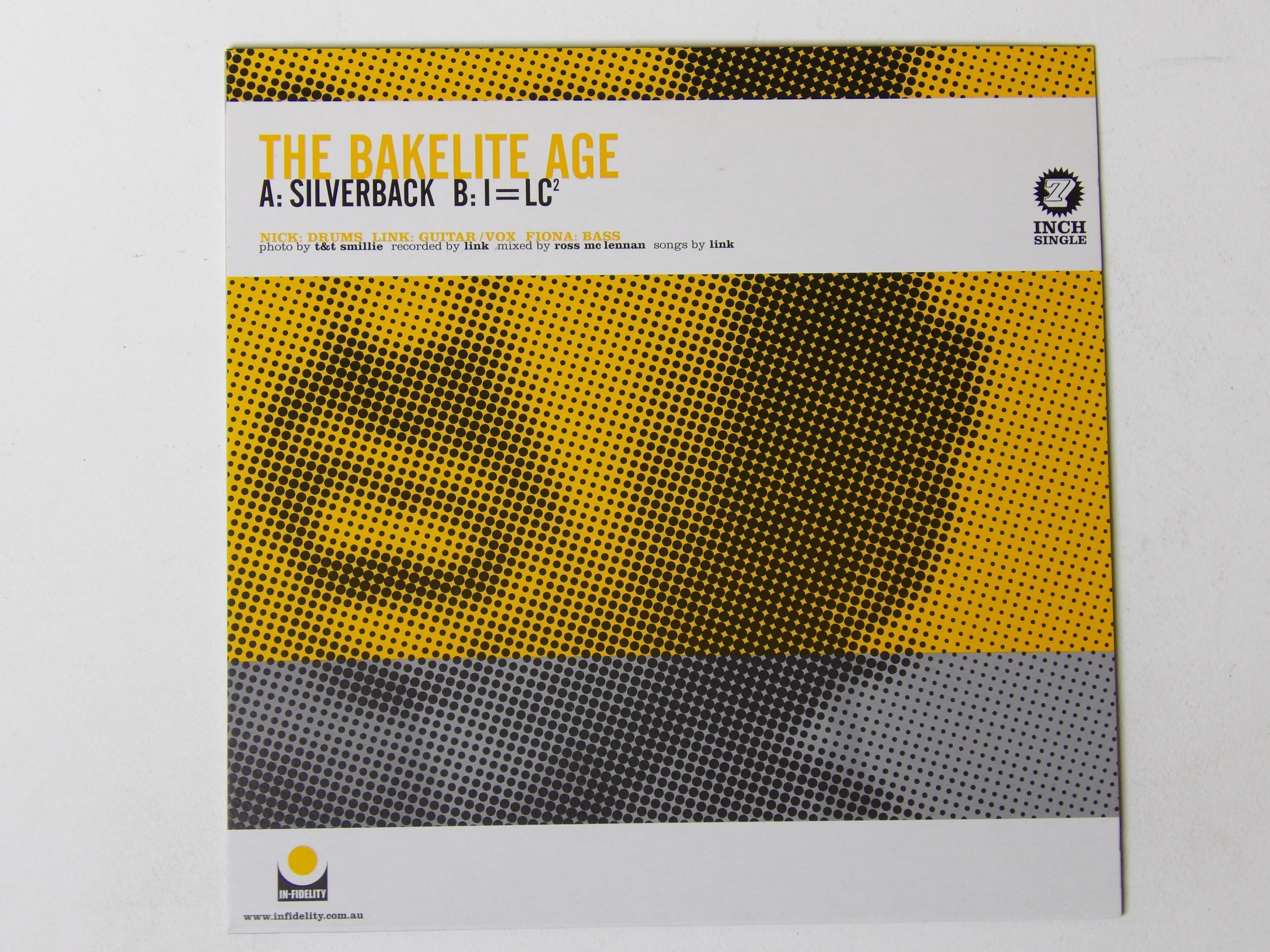 The Bakelite Age: Silverback Near Mint Australia 7" - Image 4