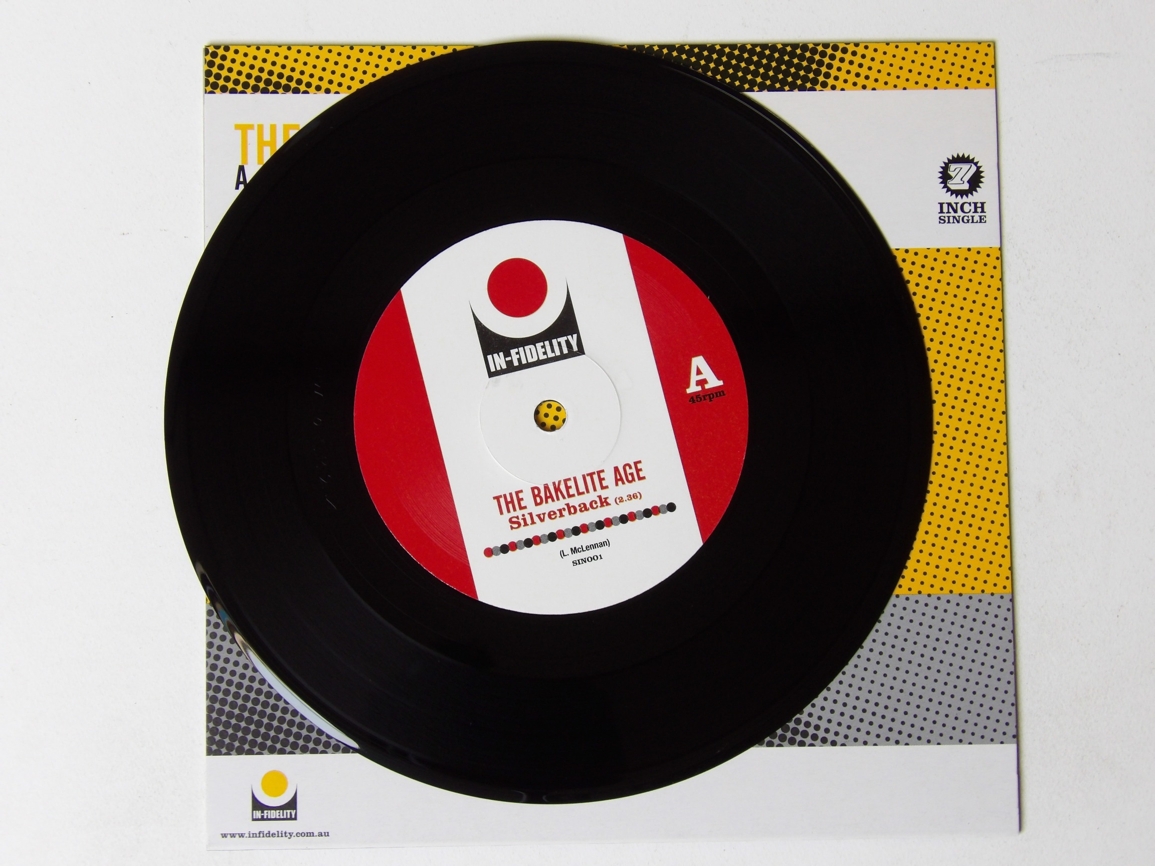 The Bakelite Age: Silverback Near Mint Australia 7" - Image 3
