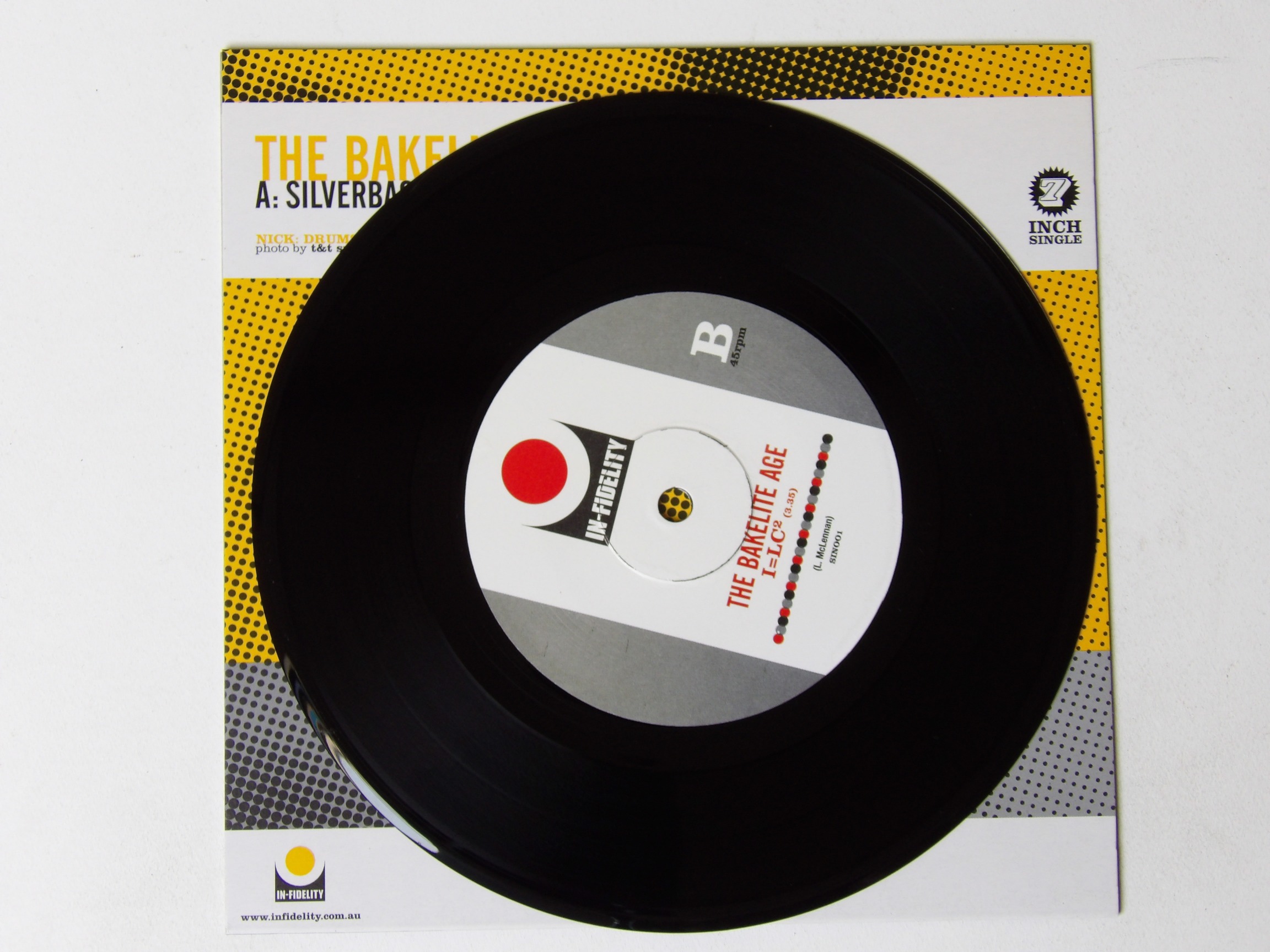 The Bakelite Age: Silverback Near Mint Australia 7" - Image 2