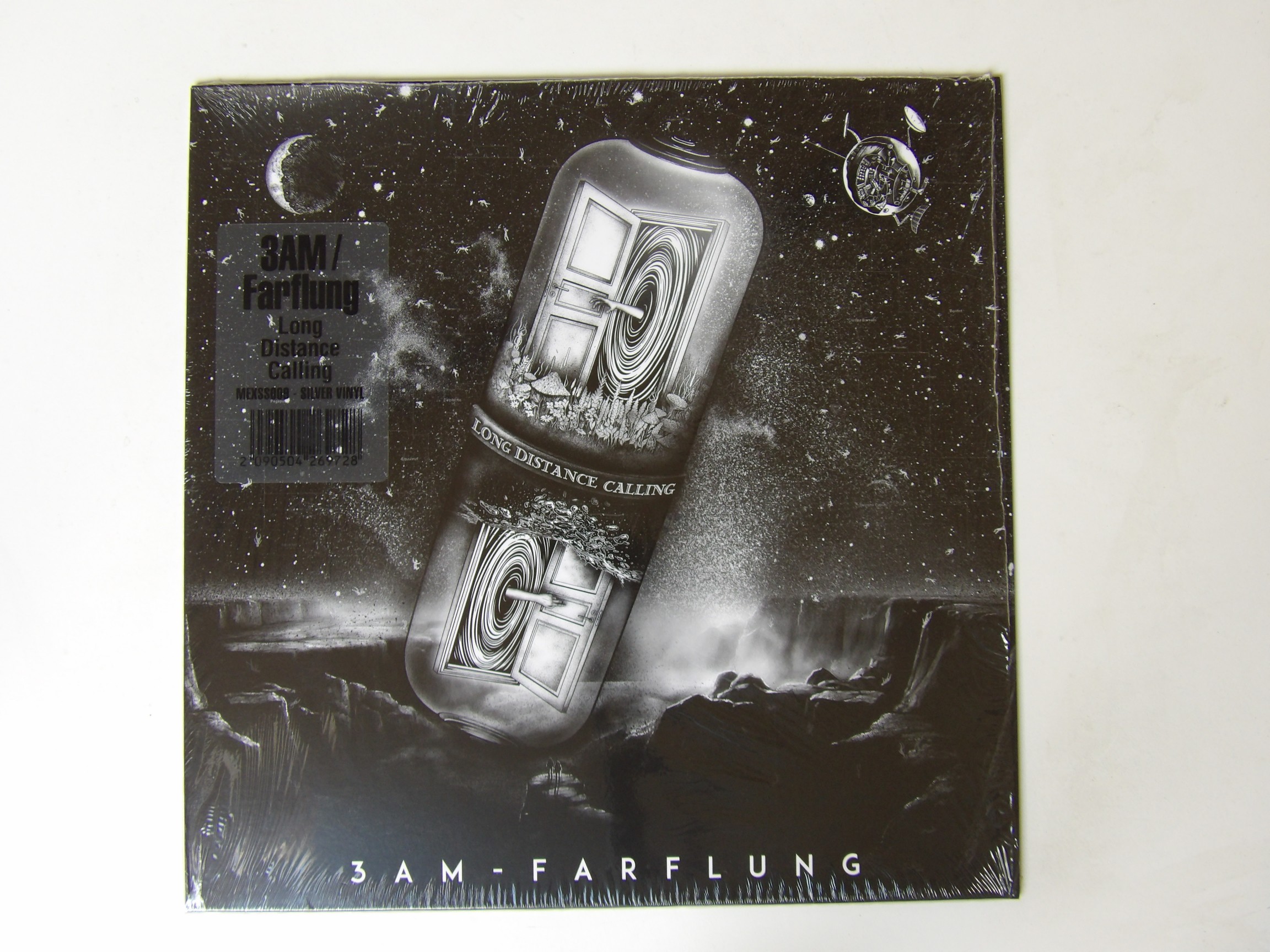 3AM / Farflung: Long Distance Calling 2016 NEAR MINT Stoner Rock GREY LP - Image 3