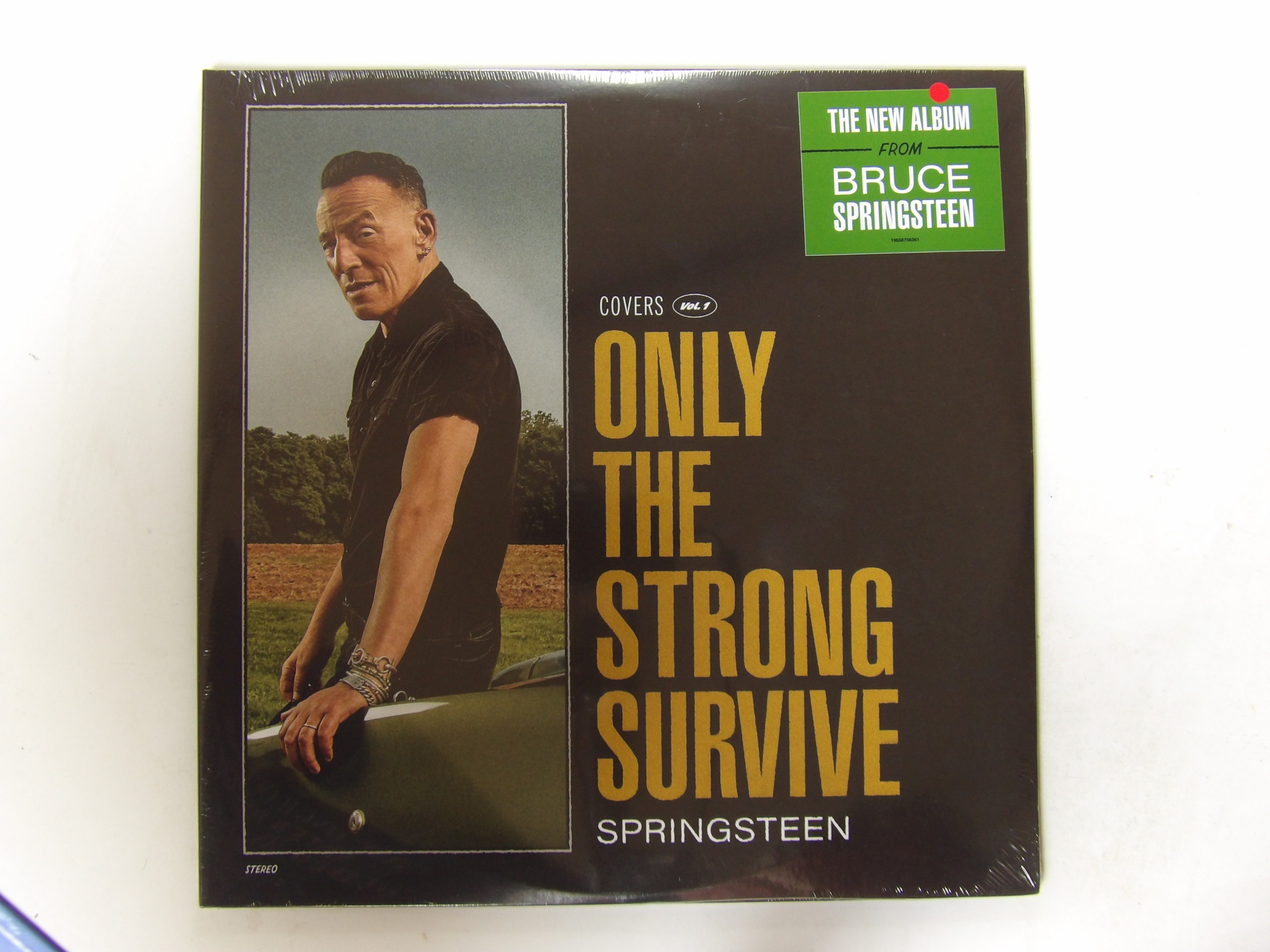 Bruce Springsteen: Only The Strong Survive GREEN VINYL LP SEALED - Image 3