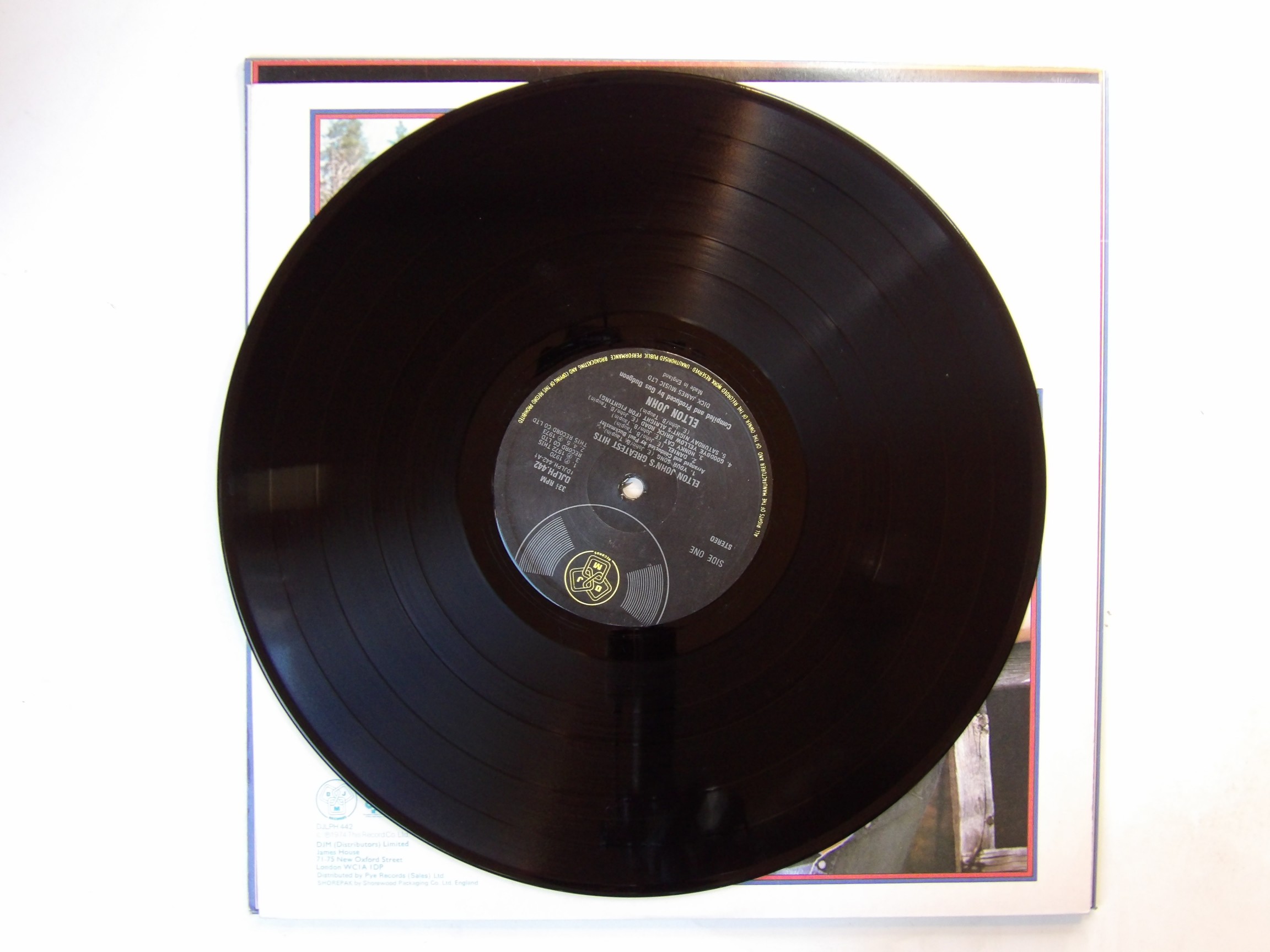 Elton John: Greatest Hits 1974 EX RED TRANSLUCENT LP - Image 2