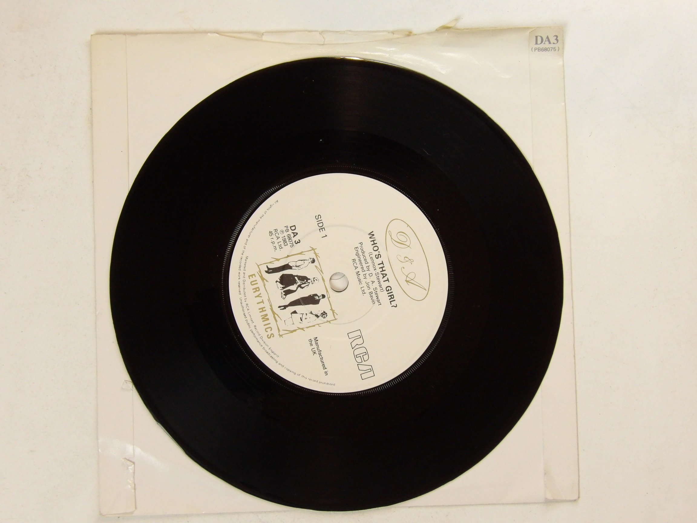 Eurythmics: 3 X EX+ 7″ (Sweet Dreams/Sexcrime/Who's that girl) - Image 12