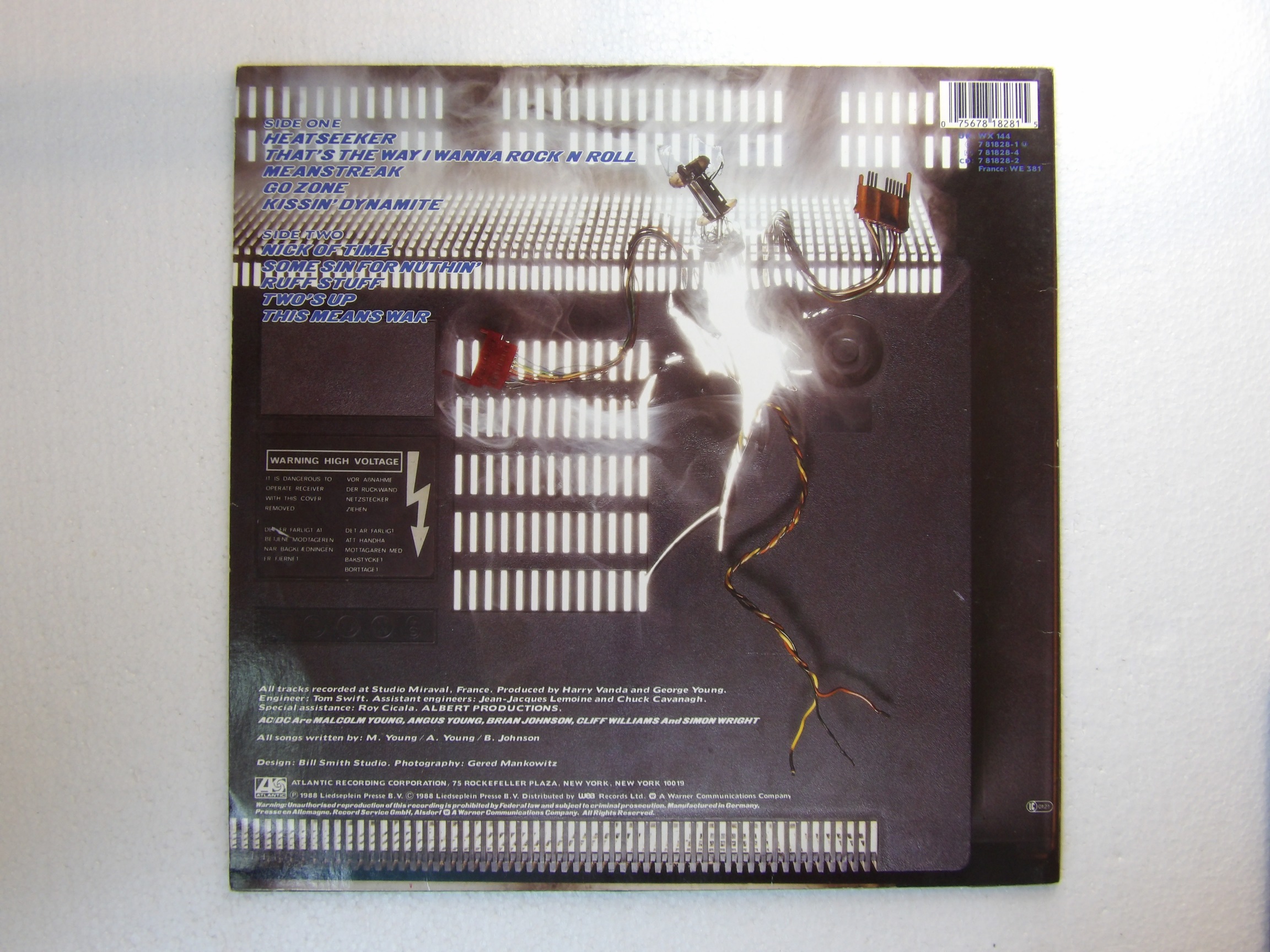 AC/DC: Blow Up Your Video EX 1988 EU LP - Image 4