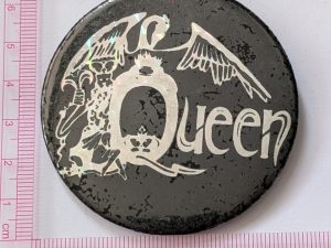 Queen: Large Hologram Logo Vintage 1970s Badge/Button